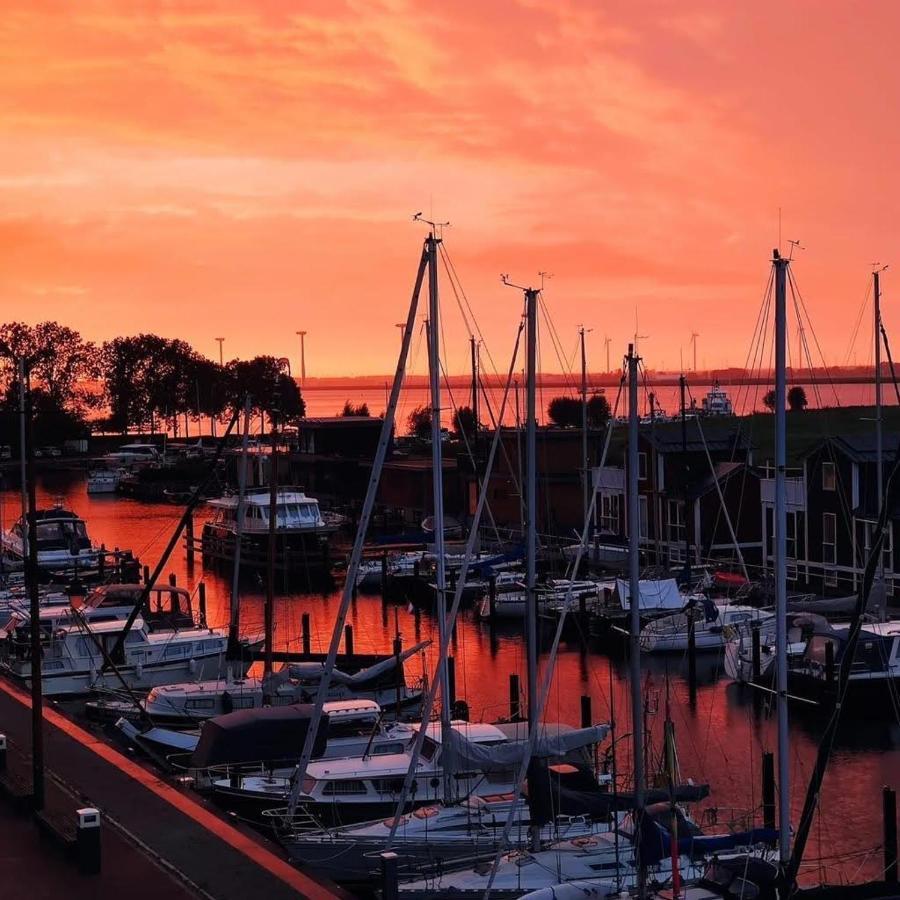 B&B Hartje Spakenburg Bagian luar foto