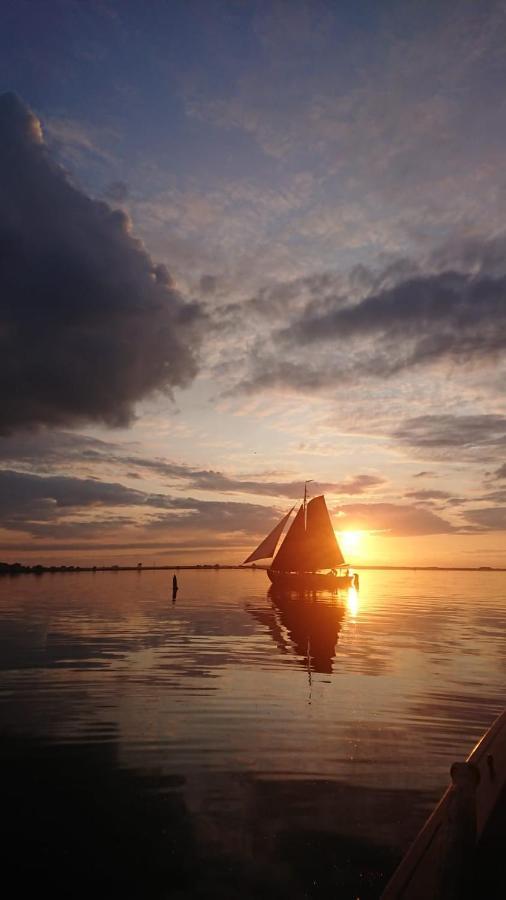 B&B Hartje Spakenburg Bagian luar foto